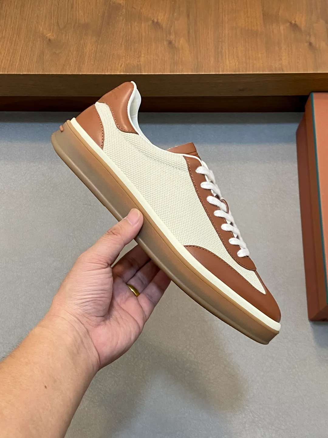💰760 Loro Piana - Classic casual shoes, men's lace-up casual shoes and sneakers, high-quality lightweight and comfortable fabrics, suitable for outdoor leisure, the color scheme is young and energetic, and it looks great with sportswear or casual suits! Code number: 39-44 (38, 45, 46, can be customized)